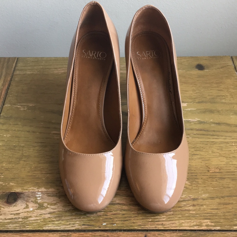 ✨Franco Sarto Nude Heels✨